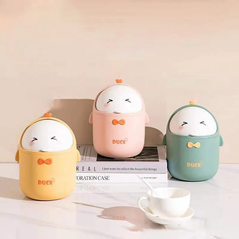 Mini Desktop Trash Can with Lid